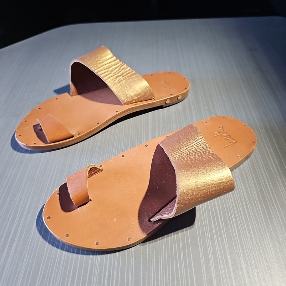 Beek Finch Rose Gold/ Tan Toe Ring Leather‎ Sandals Size 5 NWOT $280